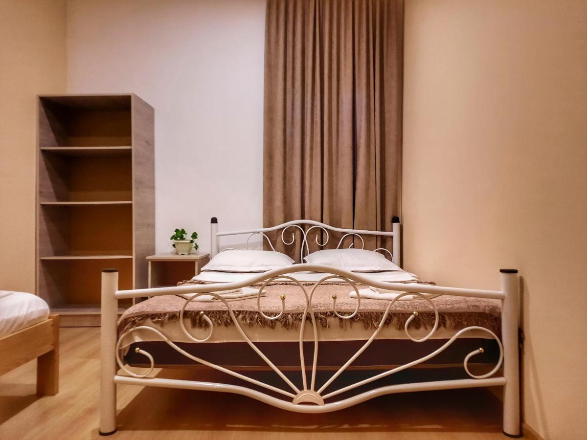 Novel House Apartment Martvili Exterior foto